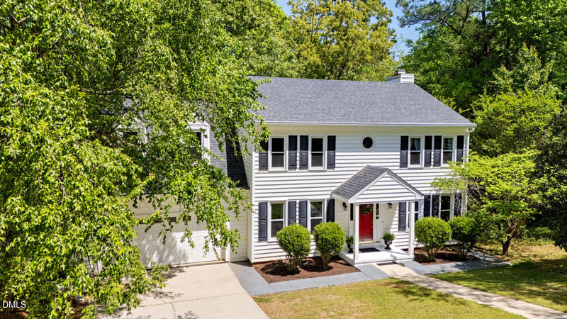140 Trafalgar Ln, Cary, NC 27513