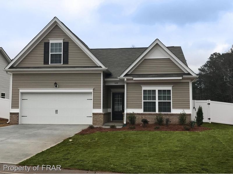 1400 Abercorn Ln, Sanford, NC 27330