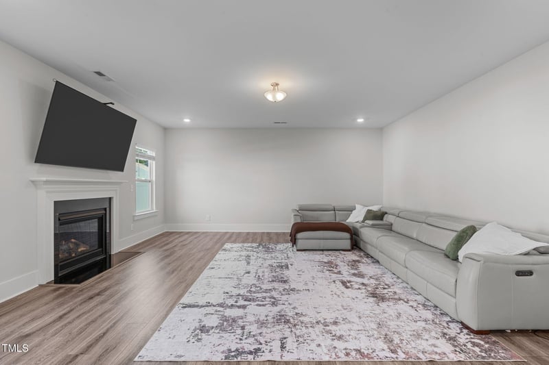 1400 Addison Lake St, Fuquay Varina, NC 27526