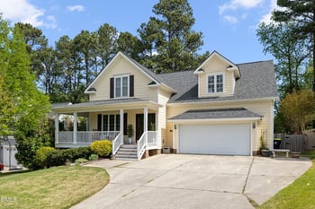 1400 Applethorn Dr, Apex, NC 27502