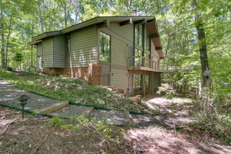 1400 Arboretum Dr, Chapel Hill, NC 27517