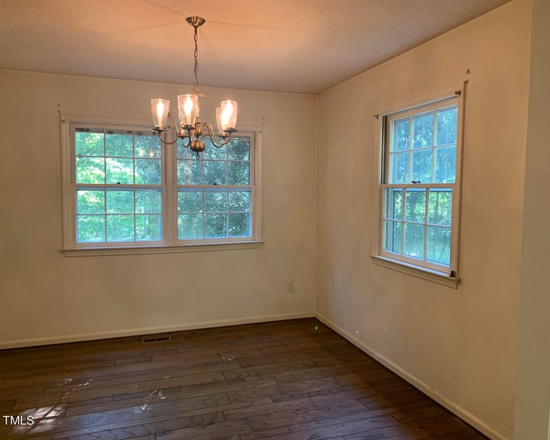 1400 Brigham Rd, Chapel Hill, NC 27517