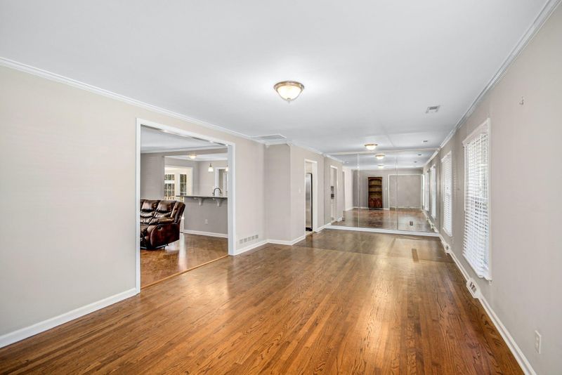1400 E Davie St, Raleigh, NC 27610
