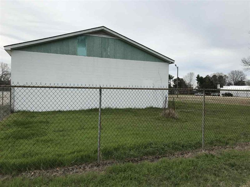 1400 N Ellis Ave, Dunn, NC 28334