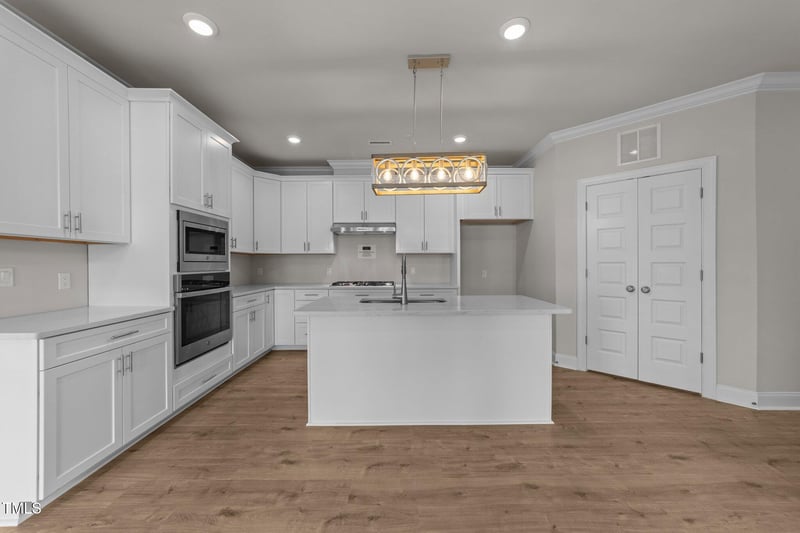1400 Gathering Park Cir #203, Cary, NC 27519