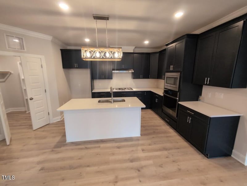 1400 Gathering Park Cir #204, Cary, NC 27519