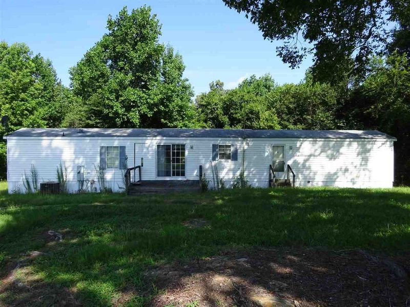 1400 Government Rd, Clayton, NC 27520