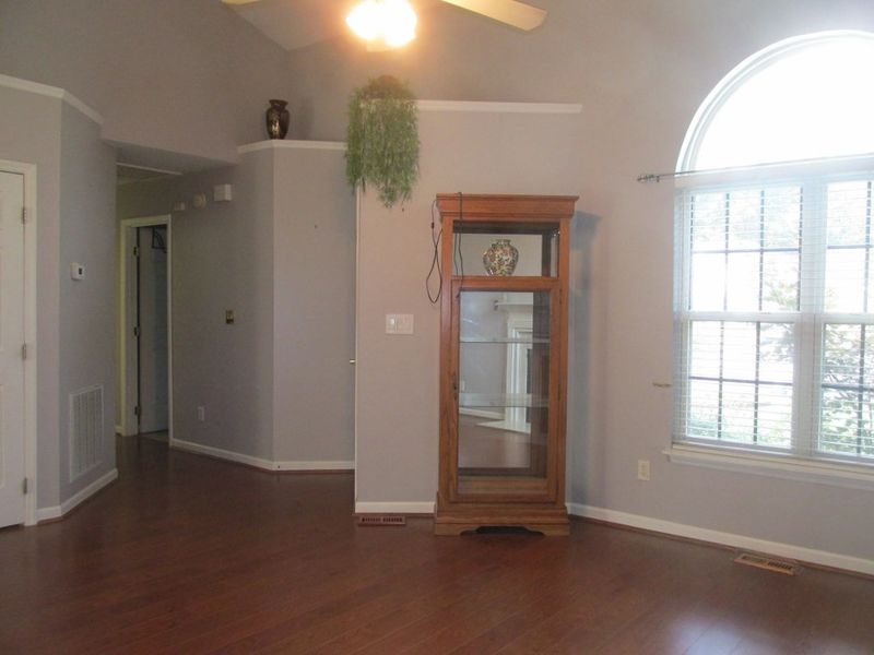 1400 Poplar Ridge Dr, Fuquay Varina, NC 27526