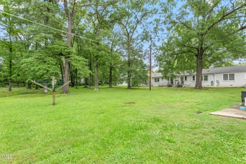 1400 Roslyn Dr #17b, Burlington, NC 27215