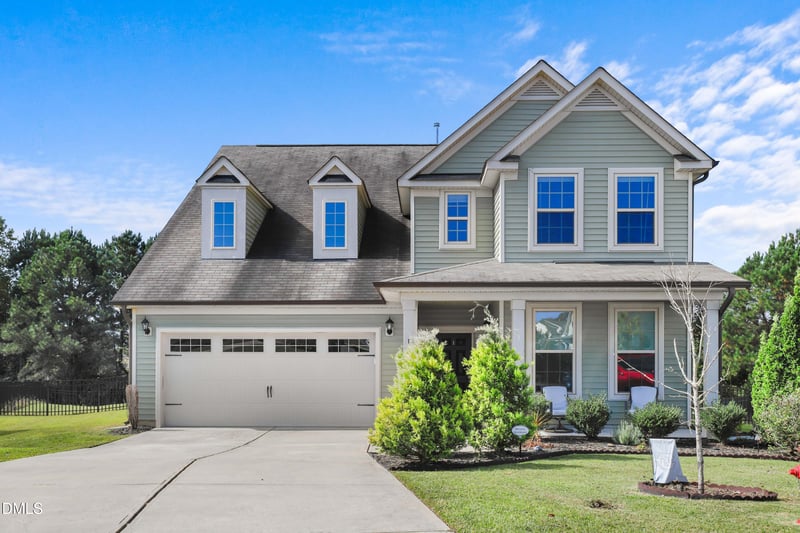 1400 Sage Tree Dr, Zebulon, NC 27597