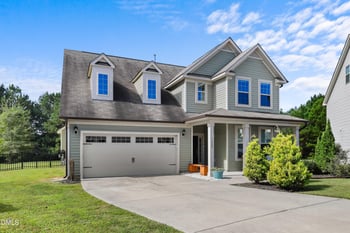 1400 Sage Tree Dr, Zebulon, NC 27597