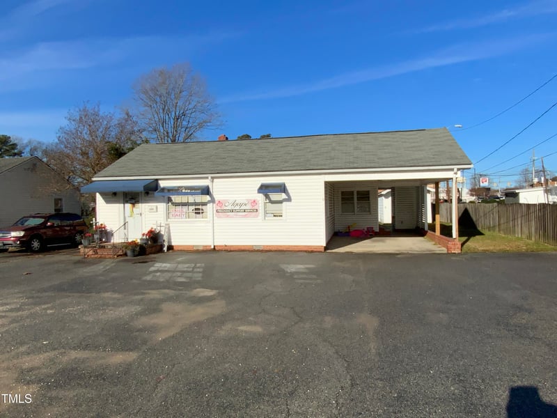 1401-1415 Cumberland St, Dunn, NC 28334