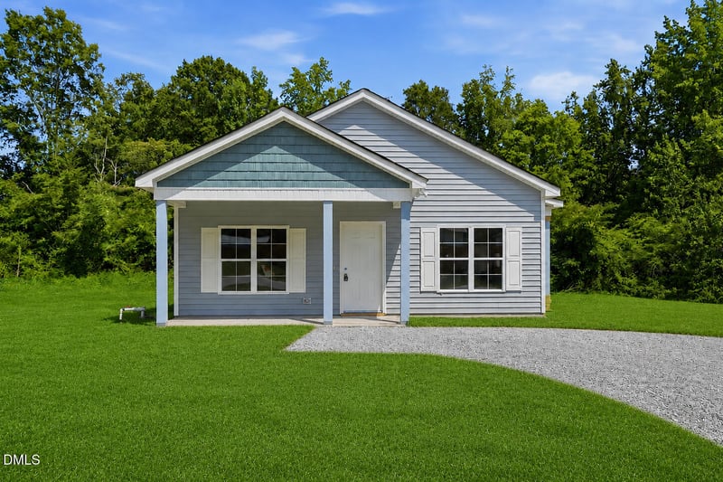1401 14th St, Lillington, NC 27546