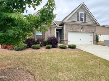 1401 Abercorn Ln, Sanford, NC 27330