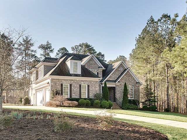 1401 Bridle Glen Ct, Wake Forest, NC 27587
