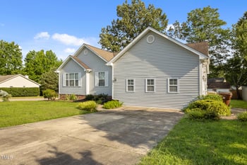 1401 Burchcrest Dr, Garner, NC 27529
