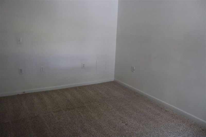 1401 Collegiate Cir #103, Raleigh, NC 27606