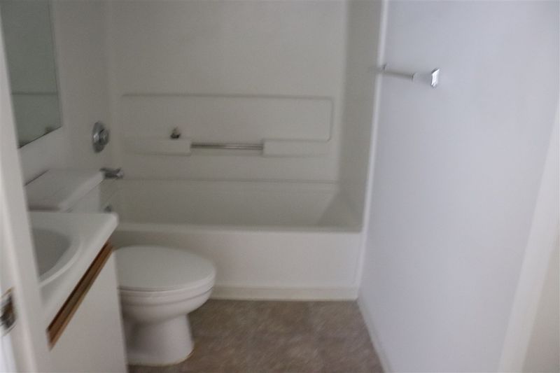 1401 Collegiate Cir #103, Raleigh, NC 27606
