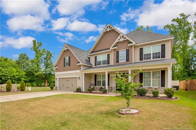 1401 Draw Bridge Ln, Fayetteville, NC 28312