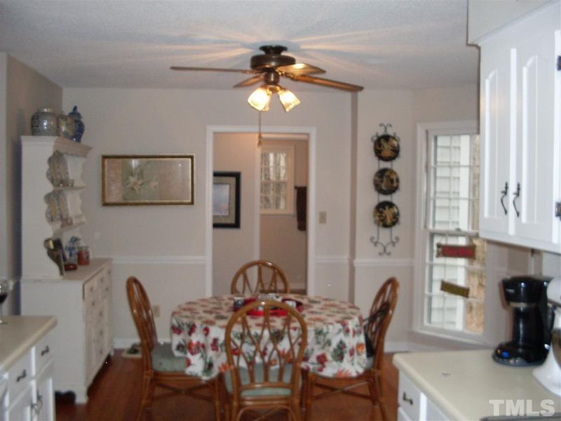 1401 Fairway Dr, Clayton, NC 27520