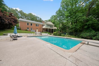 1401 Granada Dr, Raleigh, NC 27612