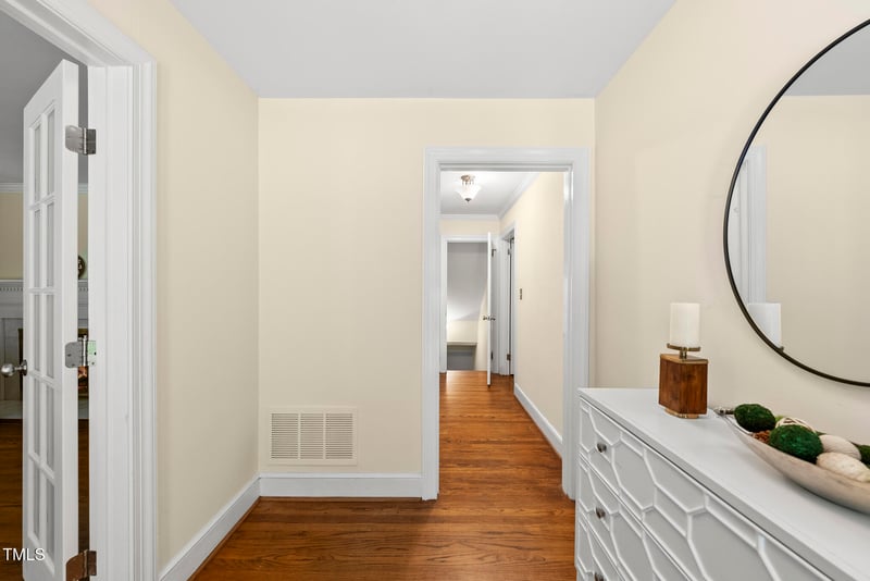 1401 Granada Dr, Raleigh, NC 27612