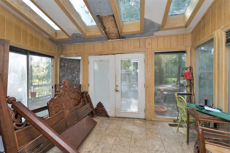 1401 Leanne Ct, Raleigh, NC 27511