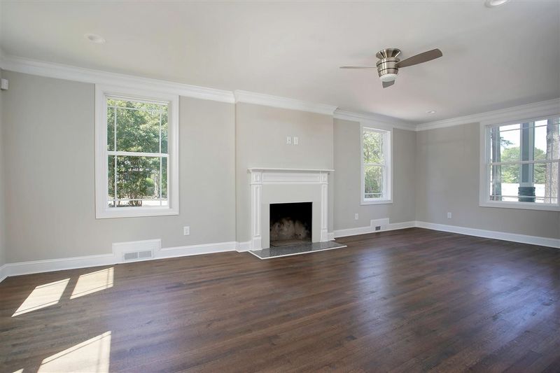1401 Leanne Ct, Raleigh, NC 27606