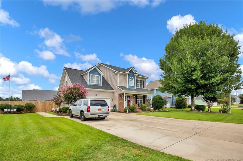 1401 Lowbranch Ct, Fayetteville, NC 28306