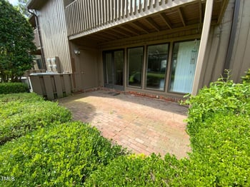 1401 Oak Tree Dr, Chapel Hill, NC 27517
