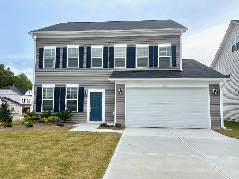 1401 Queen Trigger Dr W, Fuquay Varina, NC 27526