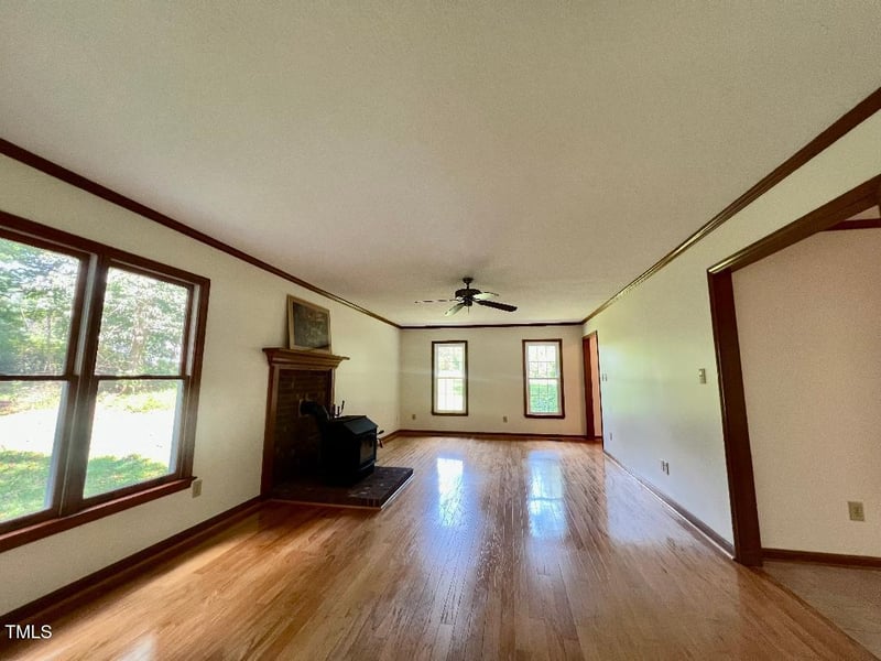 1401 Roy Averette Dr, Raleigh, NC 27603