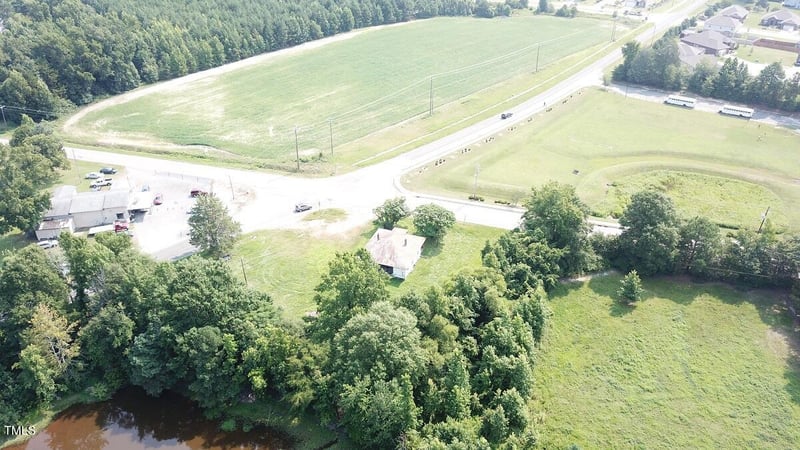 1401 Shepard School Rd, Zebulon, NC 27597