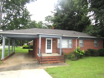 1401 Woodland Ave, Sanford, NC 27330