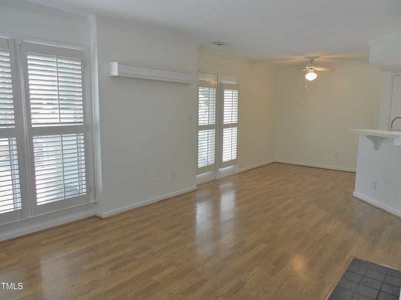 1402 Barton Place Dr, Raleigh, NC 27608