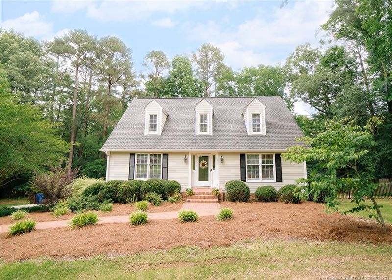 1402 Gormly Cir, Sanford, NC 27330