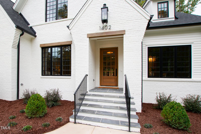 1402 Hunting Ridge Rd, Raleigh, NC 27615