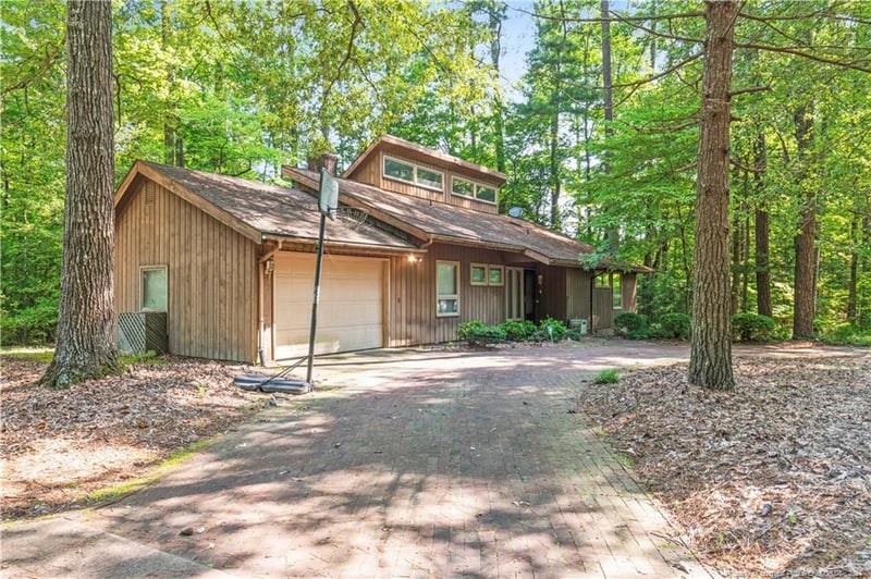 1403 W Carolina Dr, Sanford, NC 27332