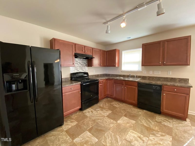 1403 Glenbrittle Dr, Durham, NC 27704
