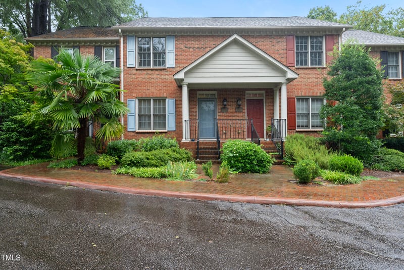 1403 Governors Ct, Raleigh, NC 27604