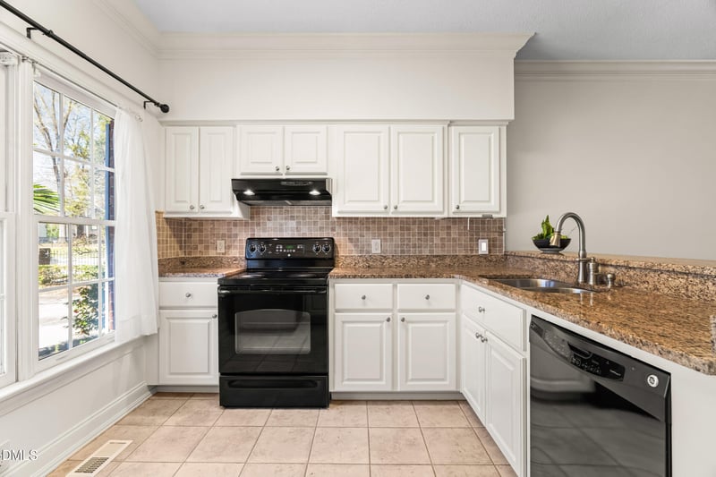 1403 Governors Ct, Raleigh, NC 27604