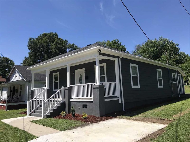 1403 Manteo St, Durham, NC 27701