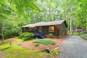 1403 Meadow Ln, Chapel Hill, NC 27516