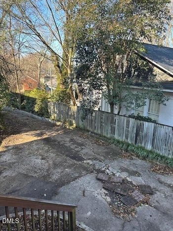 1403 Mordecai Dr, Raleigh, NC 27604