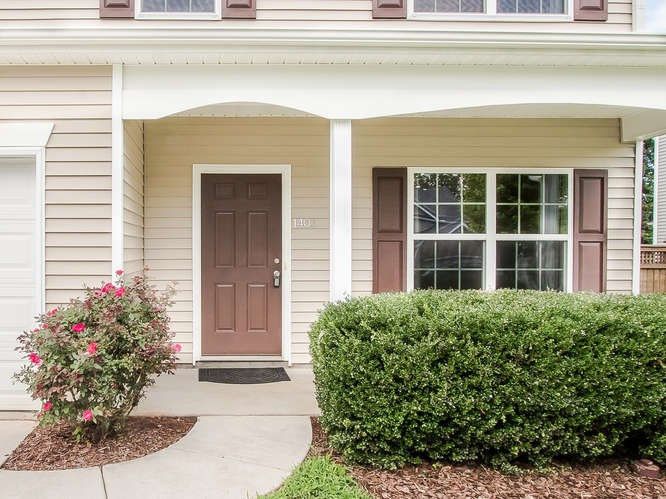 1403 Torrey Pines Ct, Mebane, NC 27302
