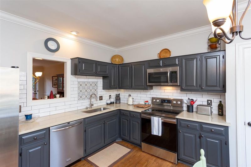 1403 Traherne Dr, Raleigh, NC 27612