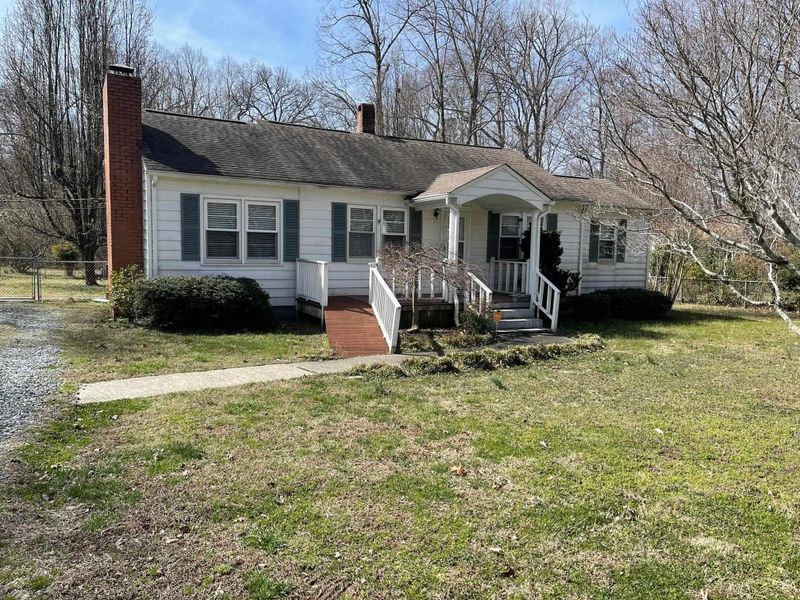 1403 Us 70a, Hillsborough, NC 27278