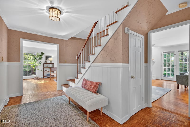 1403 Wildwood Dr, Chapel Hill, NC 27517
