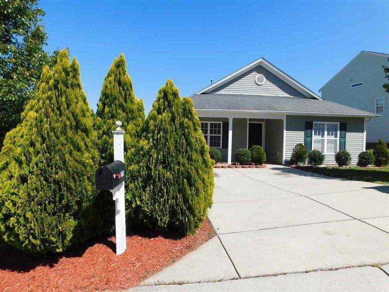 1403 Windycrest Ct, Raleigh, NC 27610