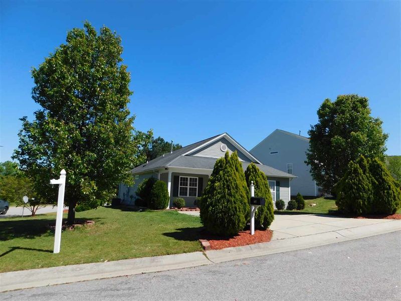 1403 Windycrest Ct, Raleigh, NC 27610